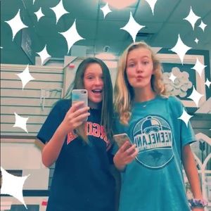 Meet your Posher, Cami